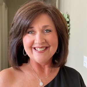 Meet your Posher, Deanna